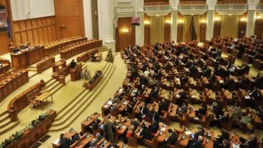 Camera Deputaților discută joi cererea de încuviințare a arestării preventive pe numele Elenei Udrea