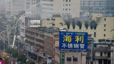 China: 17 persoane au murit într-un incendiu izbucnit într-o piață
