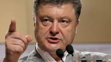 Ucraina: Petro Poroșenko a anuțat că rebelii proruși au bombardat un cartier general militar de la aerodromul din Hramatorsk