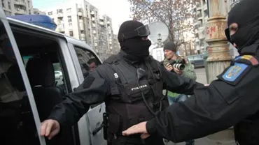 Percheziții la o firmă de turism și alte patru locații din București. Un europarlamentar, suspectat de înșelăciune (VIDEO)