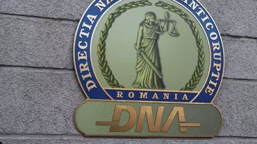 Președintele CJ Ialomița, Silvian Ciupercă, și alți trei șefi de instituții publice, reținuți de DNA