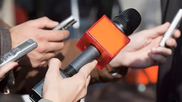 Ucraina: Parlamentul suspendă acreditările unor jurnaliști ruși la instituţiile guvernamentale