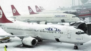 Turkish Airlines a anulat peste 120 de zboruri din cauza ninsorilor