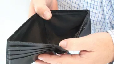 Parlamentul, mai atractiv ca loc de ascunzătoare pentru penali: "Fură şi tu ceva pentru tine, că o dată în viaţă eşti ministru!"