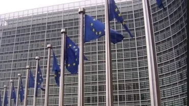 Comisia Europeană: Ineficienţa administraţiei publice şi corupţia, o povară pentru companiile din România