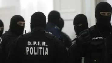 Argeș: Percheziții la domiciliile unor persoane bănuite de conflict de interese și abuz în serviciu. Prejudiciul este estimat la 2 milioane de euro