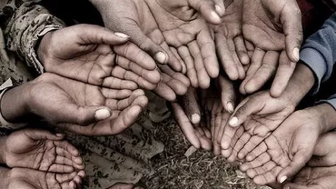 Vasile Ernu: Sărăcia, pentru elita noastră, este un rezultat natural al „lenei” şi altor vicii