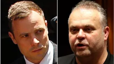 Paralimpicul Oscar Pistorius joacă fotbal în curtea închisorii cu un temut gangster judecat pentru răpire și tentativă de omor (VIDEO)