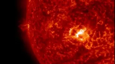 NASA a difuzat imagini cu prima explozie solară din 2015: Aceasta a fost îndreptată direct spre Pământ (VIDEO)