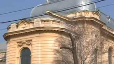 Doi directori UMF București, cercetați pentru luare de mită, au fost plasați în arest la domiciliu