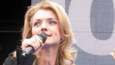 Declaraţia de interese o dă de gol pe Alina Gorghiu: Liderul PNL deține 50% din firma de avocatură menționată de Șova în Senat