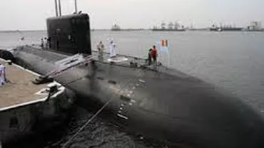 Incendiu într-un șantier naval: un submarin rusesc, aflat în lucrări de reparaţie pe şantierul din Severodvinsk, a luat foc