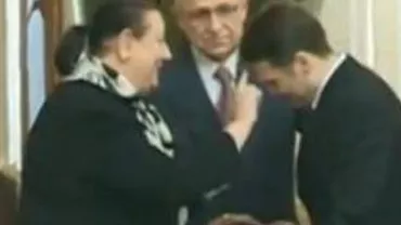 Înțelegere transpartinică de salvare a celor acuzați de corupție: Degeaba se bat liberalii cu cărămida în piept că luptă cu corupția, dacă chiulesc pe capete de la voturile asupra cererilor de arestare