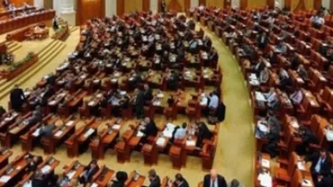 Sondaj: Partidele care dețin puterea în Republica Moldova și-au pierdut jumătate din susținători în ultimele patru luni