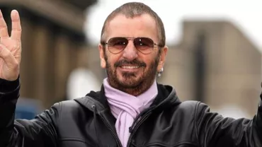 Ringo Starr, fostul toboşar al trupei The Beatles, a fost inclus în Rock and Roll Hall of Fame ca artist solo