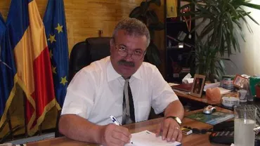 Made in România: WC la standarde europene de un miliard de lei și paratrăsnet pus la subsol, investițiile primarului din Târgu-Cărbunești