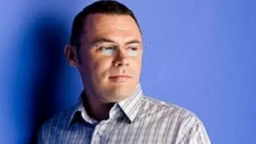 Moise Guran: "Nu-l mai deranjați pe Carol al III-lea! Preşedintele care îşi poartă paltonul şi în somn nu pare a avea un interes real în a mişca ţara"