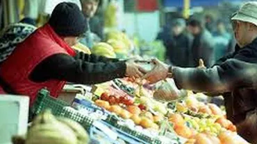 Fără falși producători în piețe: Autoritățile obligă comercianții să aibă atestat (VIDEO)