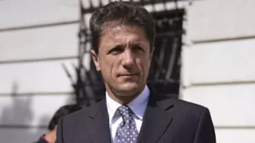 Gică Popescu ar fi fost vizitat în închisoare de Karim Benzema, de la Real Madrid: Deţinuţii au făcut coadă la autografe!