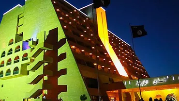 Gruparea teroristă Stat Islamic și-a deschis hotel de lux, cu 262 de camere, în Mosul (FOTO)