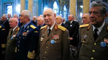 Veterani de război, avansați în grad la împlinirea a 70 de ani de la sfârșitul celui de-al Doilea Război Mondial