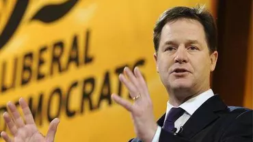 Marea Britanie: Nick Clegg a demisionat de la conducerea Partidului Liberal Democrat, în urma rezultatului obținut la alegerile parlamentare