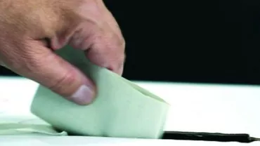 Polonia: A început primur tur al alegerilor prezidențiale. Președintele în exercițiu Bronislaw Komorowski este favorit