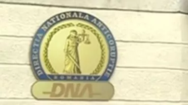 Fost viceprimar al Craiovei şi şefi de instituţii publice, trimişi în judecată de DNA