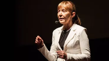 Monica Macovei: Pesediști, când aveți de gând să vă opriți? Peneliști, când aveți de gând să faceți opoziție?