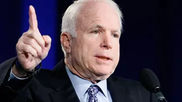 Senatorul american John McCain, numit consilier al președintelui ucrainean Petro Poroșenko