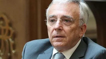 Isărescu: Am și eu un curs de politici monetare, dar n-am avut curaj și nici timp de a-l publica