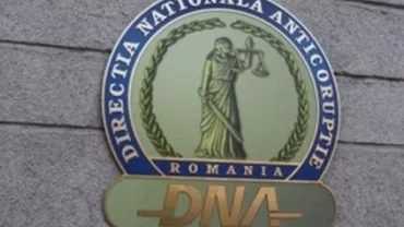Primarul, viceprimarul și preotul unei localități din Gorj, duși la DNA pentru a fi audiați într-un dosar de evaziune