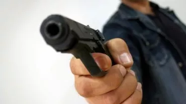 Italia: O româncă a fost executată în stil mafiot, iar mașina incendiată