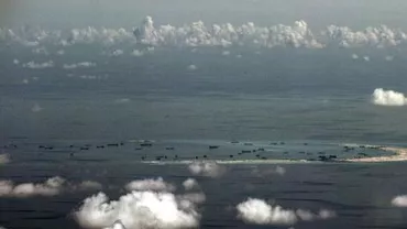 Beijingul acuză că acţiunile SUA în Marea Chinei de Sud ameninţă pacea regională