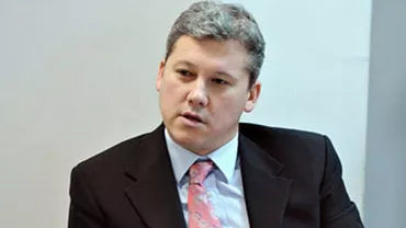 Cătălin Predoiu lovește din nou: "Premierul virtual" se folosește de numele lui Victor Ponta pentru a strânge like-uri pe Facebook (FOTO)