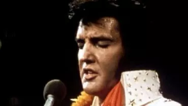 Un nou timbru cu figura lui Elvis Presley va fi lansat în luna august și va fi prezentat public la Graceland