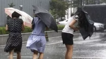 Avertizări de vreme rea în jumătate de țară: Sunt așteptate ploi torențiale, însoțite de descărcări electrice și intensificări ale vântului (VIDEO)