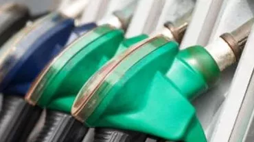 Călărași: Percheziții într-un dosar de înșelătorie cu motorină, după ce polițiștii au descoperit patru persoane care vindeau apă cu suc în loc de motorină