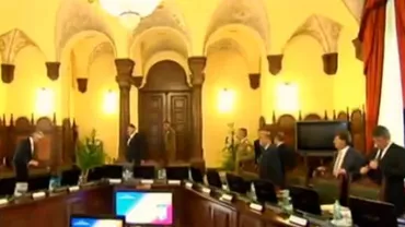 Consiliul Suprem de Apărare a Țării s-a reunit în ședință: Defrişările ilegale ale fondului forestier, strategia Naţională de Apărare și evoluțiile din Ucraina, pe ordinea de zi