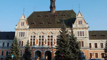 Hunedoara: Secretarul Consiliului Județean, șefa Serviciului de Administrație Publică și directoarea DGASPC, suspendați din funcții