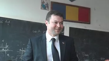 Rectorul Universităţii de Vest din Timişoara adresează o scrisoare deschisă parlamentarilor: "Pensionari de lux, vă place să vă numiți aleșii neamului, dar ați cam uitat de neam"