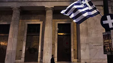 Băncile din Grecia s-ar putea închide luni din cauza retragerilor de lichidități