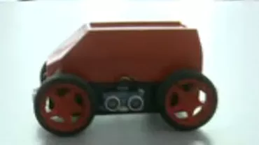 Timișoara: Un student de la Politehnică a creat prototipul unei mașini care dansează pe ritmul muzicii