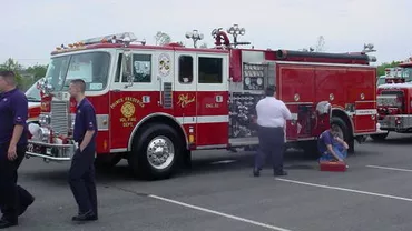 SUA: Sute de case au fost evacuate în statul american Washington din cauza unui incendiu de vegetație (VIDEO)