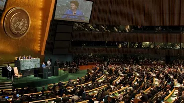 ONU avertizează UE: Peste 137.000 de imigranți ilegali au pătruns în 2015 pe teritoriul european