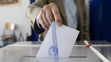 Grecia: Participarea la referendum, similară cu cea de la alegerile din ianuarie 2015
