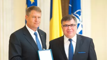 Klaus Iohannis i-a decorat pe ambasadorii Republicii Moldova și Poloniei cu Ordinul Național "Serviciul Credincios" în grad de Mare Cruce