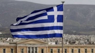 Grecia a cerut oficial un plan de salvare pe o perioadă de trei ani