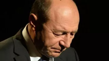Sute de persoane au participat la înmormântarea lui Gheorghe Andruşca, socrul lui Traian Băsescu