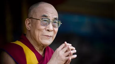 Dalai Lama cere Europei să rămână unită în fața crizei legate de bani